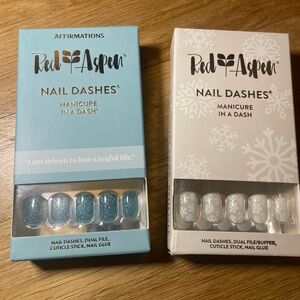 Red Aspen Nail Dashes - Blue and Silver Press-On Nails